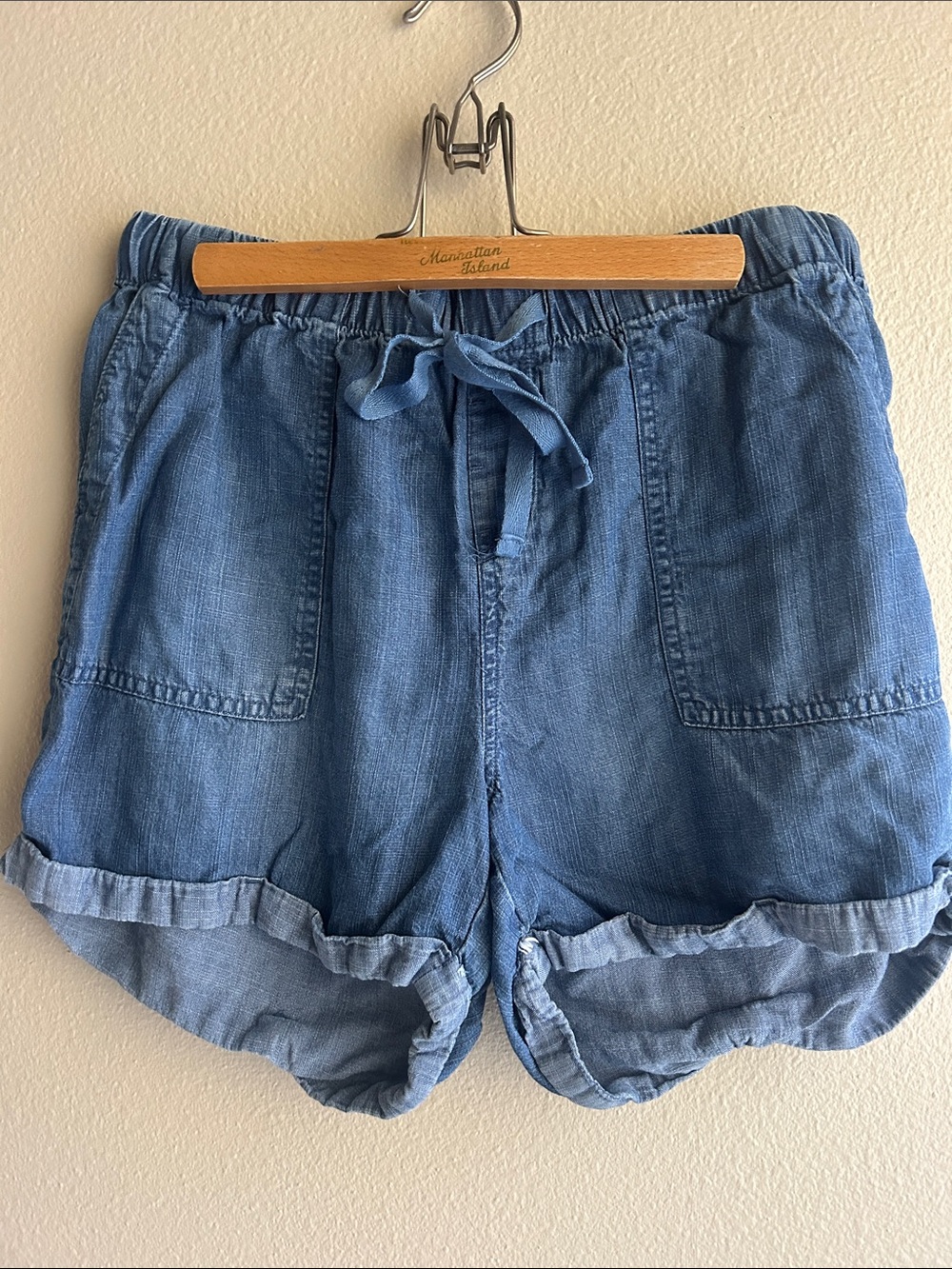 Workshop Republic Clothing Light Blue roll-Hem Drawstring pull on Shorts